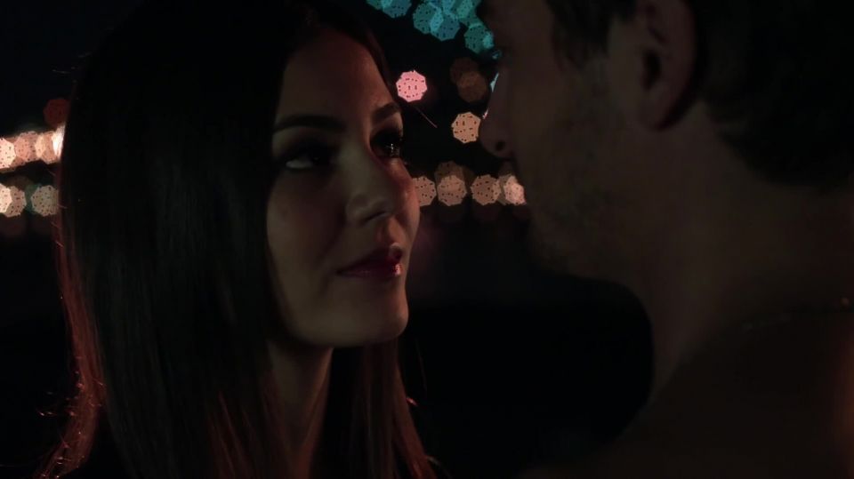 Victoria Justice, Kaitlyn Bausch, Theodora Miranne - Eye Candy s01e01-09 (2015) HD 1080p!!!