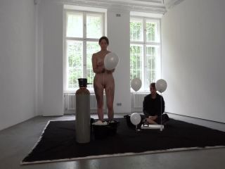 Performance_23_-_Galerie_Burster_Berlin-7