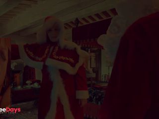 [GetFreeDays.com] Granny Carmens Christmas in July Stick and Dick Orgasms 12032023 CAMS23H Adult Leak January 2023-8