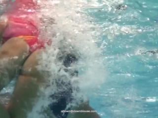 Waterpolo girls fight underwater  oops-7
