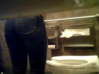 Porn online Toilet Indoor – Goldmine toilet 10-6