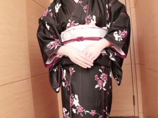 Online shemale video Renka Sexy Kimono-0