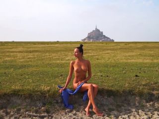 France.Photo_tour_nude-9