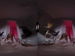 Lilly Mays - Home Not Alone - DarkRoomVR (UltraHD 2K 2024) New Porn-6