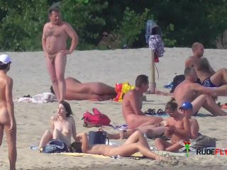 Nudist beach- happy girls  4-3