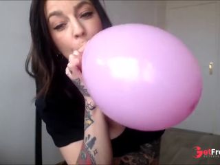 [GetFreeDays.com] balloon poppin with high heels Sex Stream January 2023-3