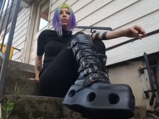 online xxx video 44 looner fetish tattoo | Cyberpunk goth girl boot worship and spitty soles | spit-0