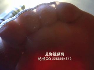 adult clip 32 黑冰第一人搔首弄姿丝袜脚诱惑 - The first person in black ice poses stockings foot temptation (Goddess Ice) | pov | pov femdom cuckold-7