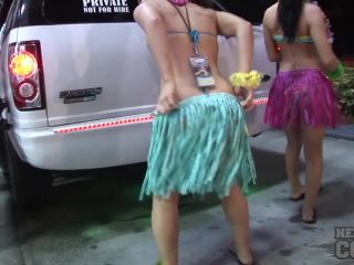 After hours limo ride and hula skirt competition Cosplay!-3
