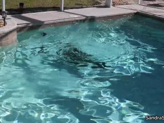 free video 4 SandraSilvers – Sandra Green Rubber in Pool | did | milf porn custom fetish-4