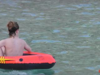Nude boat trip-2