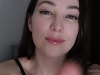 Orenda ASMR Soft Kisses Soft Touch & Sort Breathing-4