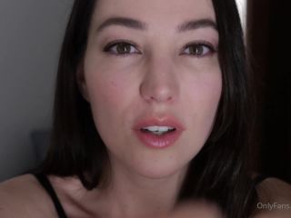 Orenda ASMR Soft Kisses Soft Touch & Sort Breathing-5