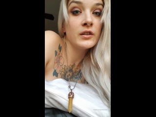 @goddesseevee 2019-12-11  I am your drug $ and this addiction-6