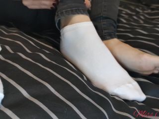 adult xxx clip 8 femdom audio femdom porn | I take off my white socks and show my feet(porn) | girl-8