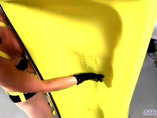 [supermisses.com] Ashley – Yellow Vacuum Cube | superheroines, fetish, cosplay, sex, porn-3