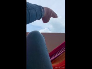 Onlyfans - cinnamonfeet2 - Goddess Cinnamon VIP - cinnamonfeetPOV Youre my neighbor across the street and you see my feet getting out off my terrace - 30-08-2021-7