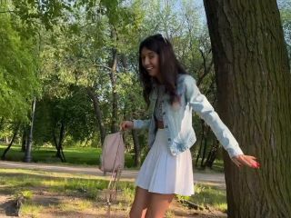 Girlfriend Gets Orgasms In A Public Park And I Control It With A Toy From Flirtwithsb 1080p-2