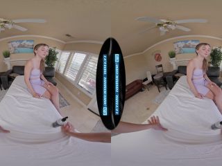 Helping Dumped Cutie MACY MEADOWS Feel Better With A Massage & Fuck  Le-0