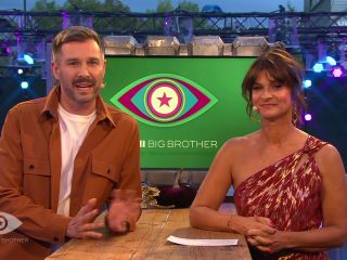 Emmy Russ - Promi Big Brother 24.08.2020 --0