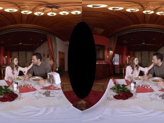 A Boy Meets A Girl Voyeur(Virtual Reality)-1