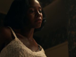 Alison Pill, Deborah Ayorinde - Them s01e04 (2021) HD 1080p - [Celebrity porn]-7