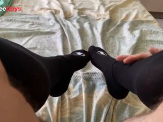 [GetFreeDays.com] Boy Masturbating and Watching video in Tight Socks Ankle Socks Porn Stream April 2023-5