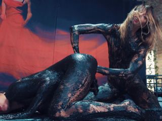 Queen Snake – BLACK HOLES 2022 April 30 - Orgasm-3
