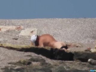 Couple fucking in beach Nudism!-3