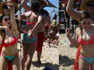 Big boobs shake when she dances in bikini-6