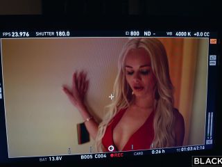Elsa Jean, Ivy Wolfe - On Set With Ivy Wolfe - The making of "Power Play" - Behind The Scenes BTS - Blacked (UltraHD 4K 2021)-8