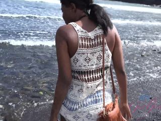 Virtual vacation in Hawaii with Yara Skye 7/11 – Video Porn Tube black -6