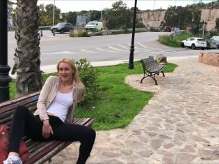 Ivy RosesCum Soaked Leggings In Public-3