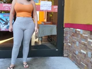 Porn Pawg let fuck her for a popeyes chicken sandwich-0
