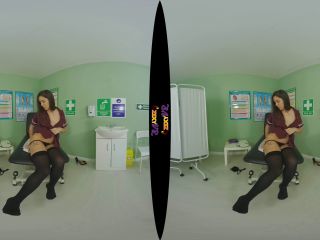 3D VR Nurse Shows Whats Under Her Tunic Uniform-6