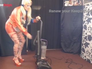 [GetFreeDays.com] Harley Quinn Slut Vacuuming Cosplay Vacuum fetish Adult Clip November 2022-8