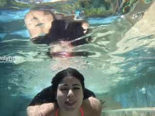 Steffymoreno - i love swimming and teasing you underwateri feel like a mermaid seducing you and ready 12-07-2022-1