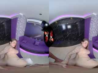 Sara Blonde, Sara Sunshine - Big Boobs for My Baby - VRLatina (UltraHD 2K 2021)-9