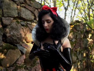 online porn video 14 plaster cast fetish Miss Ellie Mouse – Snow Whites Beautiful Boobs, miss ellie mouse on femdom porn-6