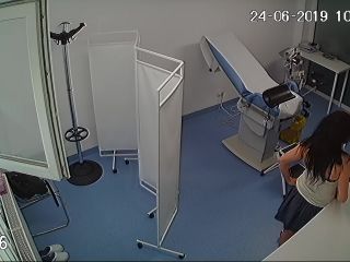 Real hidden camera in gynecological cabinet – pack 2 – archive2 – 30 | voyeur | voyeur-4