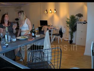 Reallifecam - Guest Girls Lick Each Other And Kiss In Kitchen On The Table 08.06.2024 10.06.2024 - Amateur-0