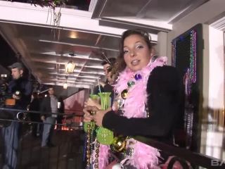 Mary Flashes Her Tits During Mardi Gras Festivities-6