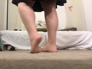 Watch beautiful bbw remove heels and show feet and legs in pantyhose!-5
