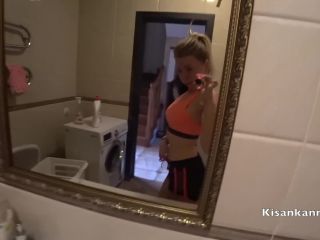 Fitness Baby Get Cumshot On Hair In The Shower-0