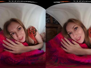 In Bed with Lindsey Love 4K/Oculus Go(Virtual Reality)-0