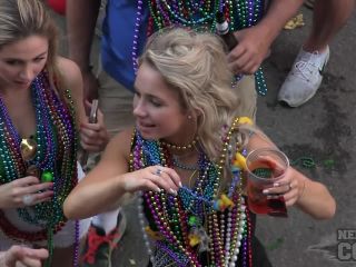 Mardi Gras 2017 From Our Bourbon Street Apartment Girls Flashing For  Beads-1