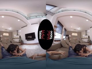 Son's Treat Is Very Sweet Starring: Valentina Ricci (Oculus 4k)-0