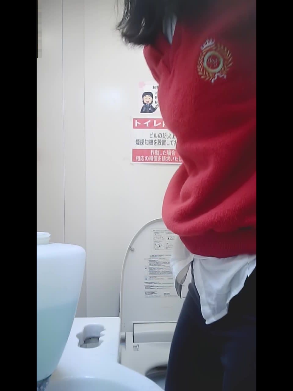  Beauty convenience store toilet - beautywcpeep01, voyeur on voyeur