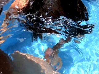 Hot Blowjob Underwater With Sexy Latina And Cum In Her Face-1