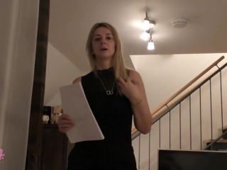 amateur flashing amateur porn | LissLonglegs - Die Vertragsverhandlung - Mein Fuß-Duft fuer eine Unterschrift  | porn-0